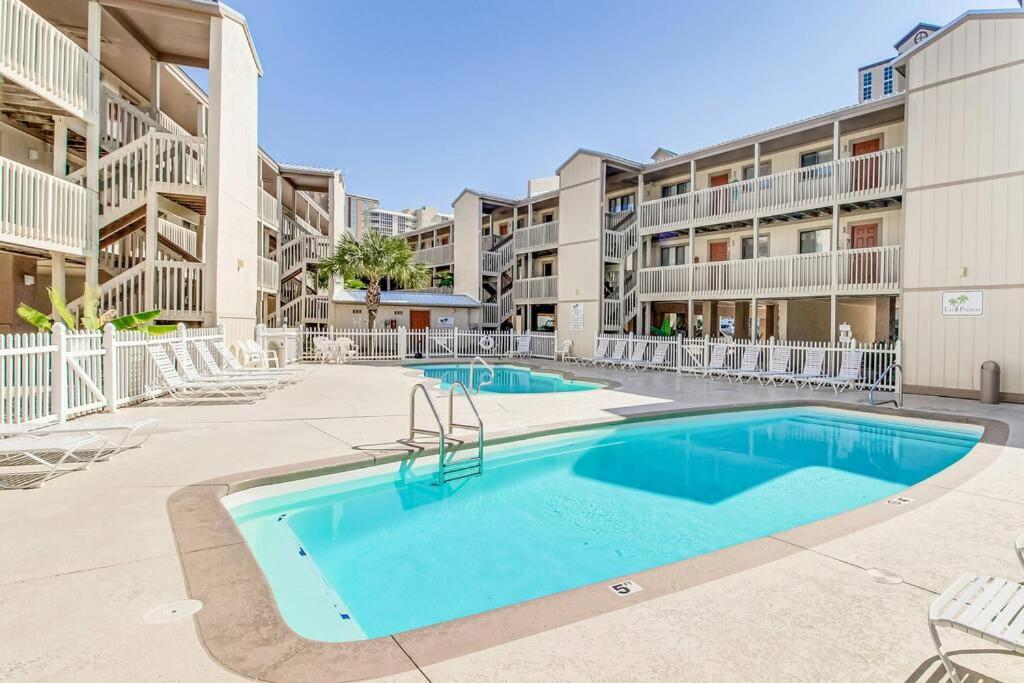 New - Pool - Balcony - Netflix - Bbq Holiday home *