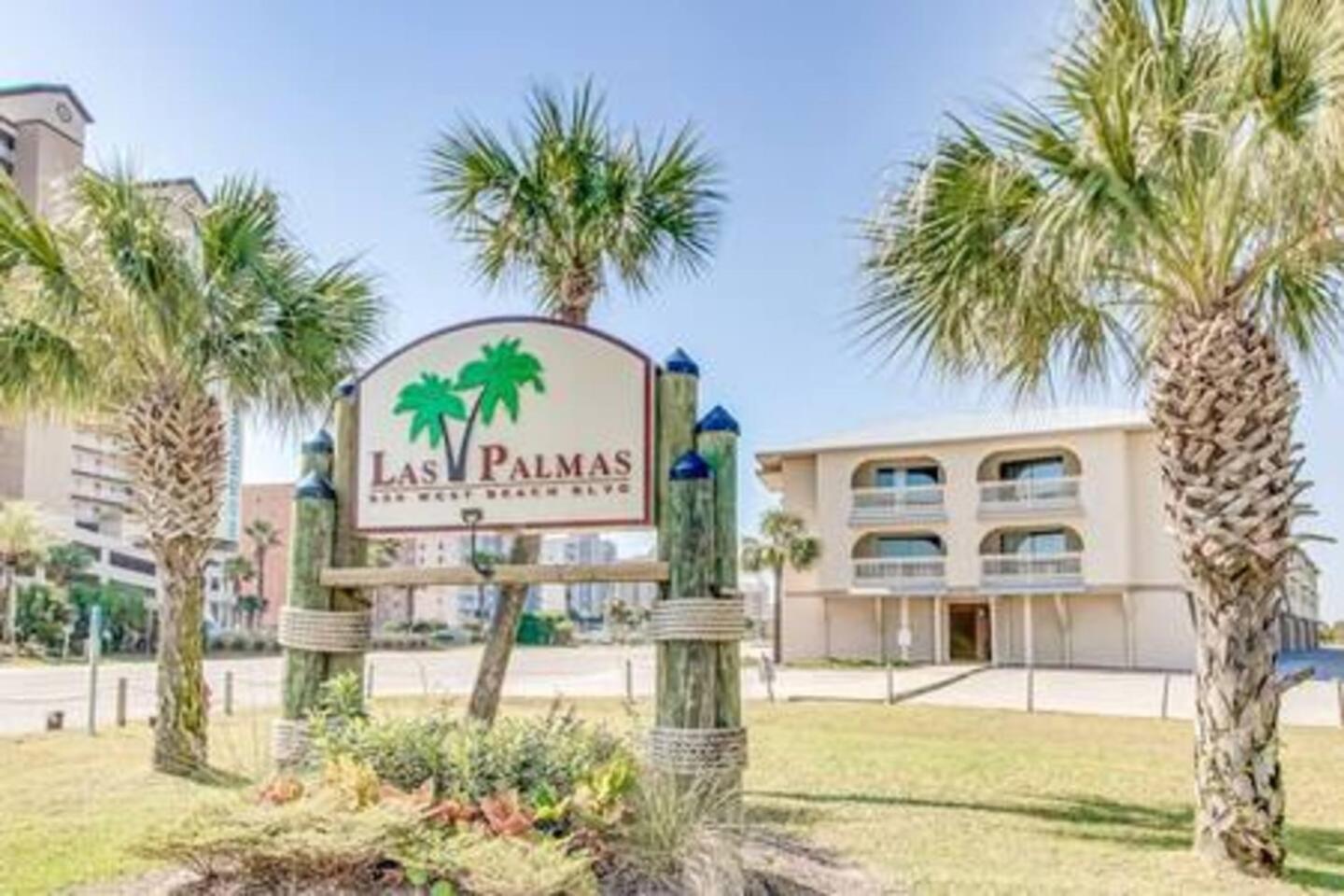 2 Pools-smart Tvs-bbq-10mins To Hangout-balcony Apartment *