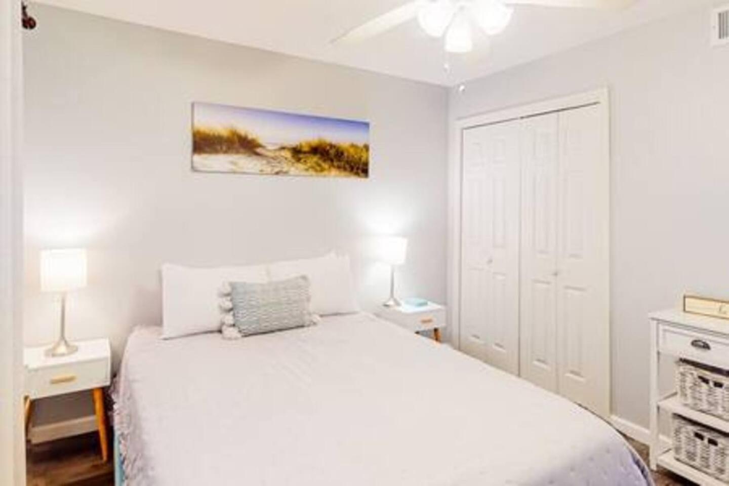 Apartment 2 Pools-smart Tvs-bbq-10mins To Hangout-balcony Gulf Shores